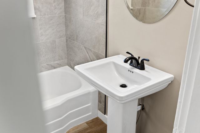 14 MULBERRY ST, Staunton, VA 24401