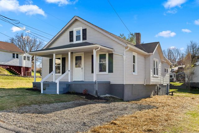 14 MULBERRY ST, Staunton, VA 24401