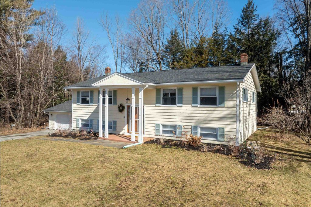10 Spruce Lane, Barre Town, VT 05641