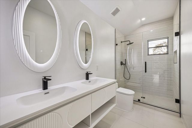 5055 Yarwell Drive, Houston, TX 77096