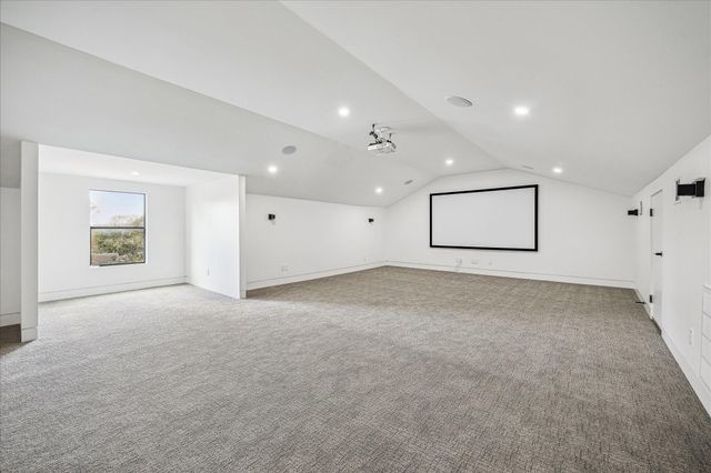 5055 Yarwell Drive, Houston, TX 77096