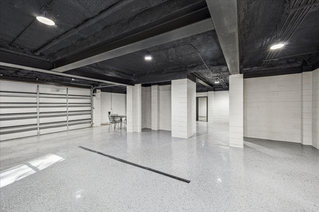 5055 Yarwell Drive, Houston, TX 77096