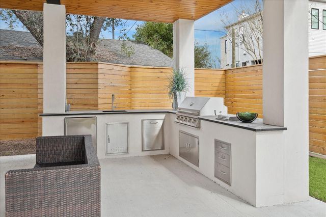 5055 Yarwell Drive, Houston, TX 77096