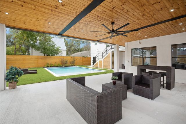 5055 Yarwell Drive, Houston, TX 77096