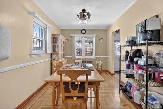 2726 Fenton Avenue, Bronx, NY 10469