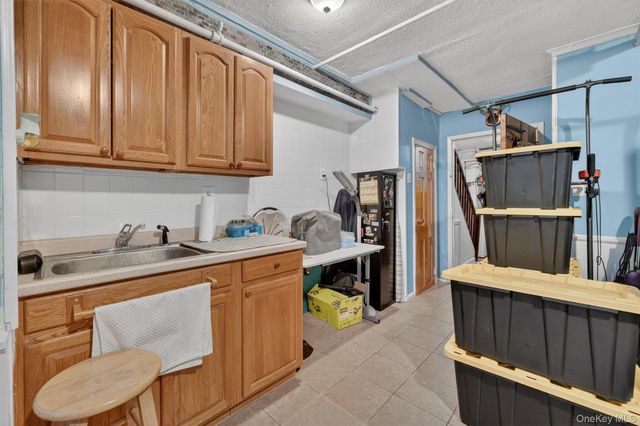 2726 Fenton Avenue, Bronx, NY 10469