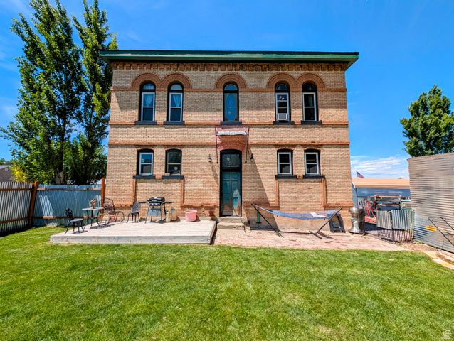 19 S 200 E, Salem, UT 84653