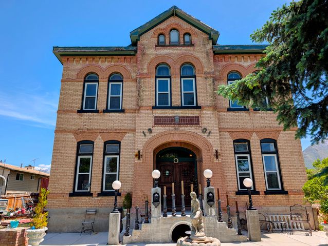 19 S 200 E, Salem, UT 84653