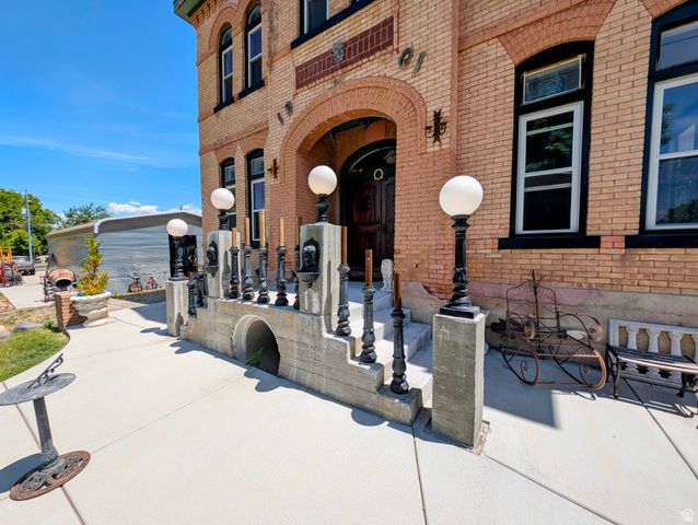 19 S 200 E, Salem, UT 84653