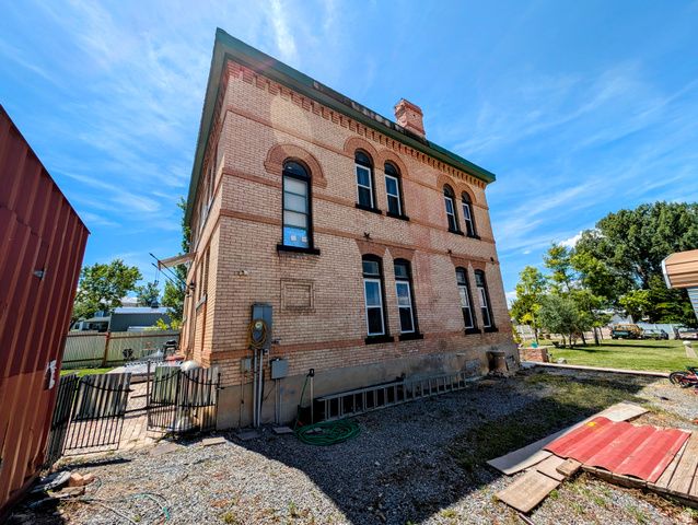 19 S 200 E, Salem, UT 84653