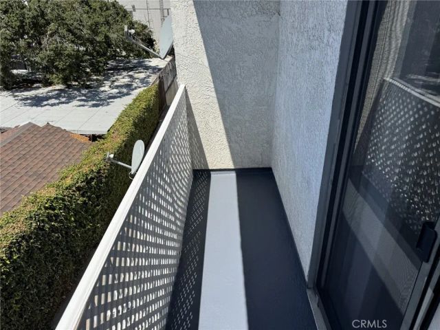 7039 Remmet Avenue G, Canoga Park, CA 91303