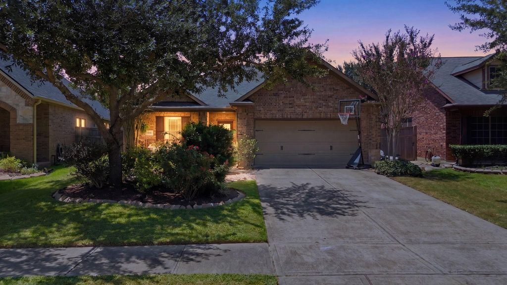 6122 Harmony Park Lane, Fulshear, TX 77441