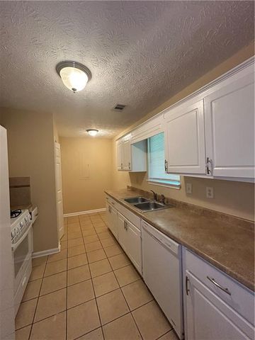 225 Wagon Wheel Drive, Rex, GA 30273