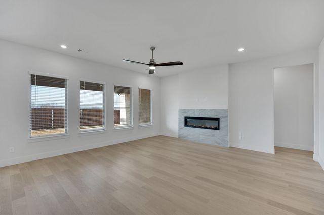 4308 Laurel Trail, Midlothian, TX 76065