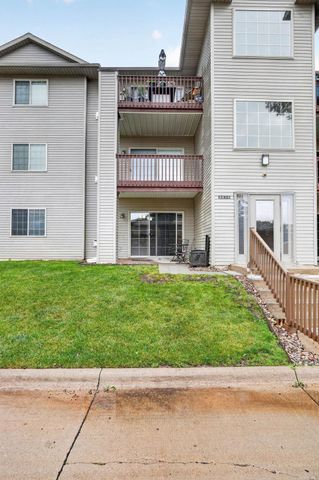 3619 Pheasant Ln Apt 4, Waterloo, IA 50701