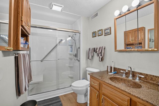 3619 Pheasant Ln Apt 4, Waterloo, IA 50701