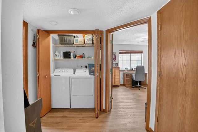3619 Pheasant Ln Apt 4, Waterloo, IA 50701