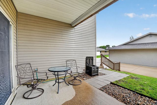 3619 Pheasant Ln Apt 4, Waterloo, IA 50701