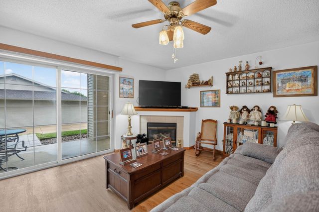 3619 Pheasant Ln Apt 4, Waterloo, IA 50701