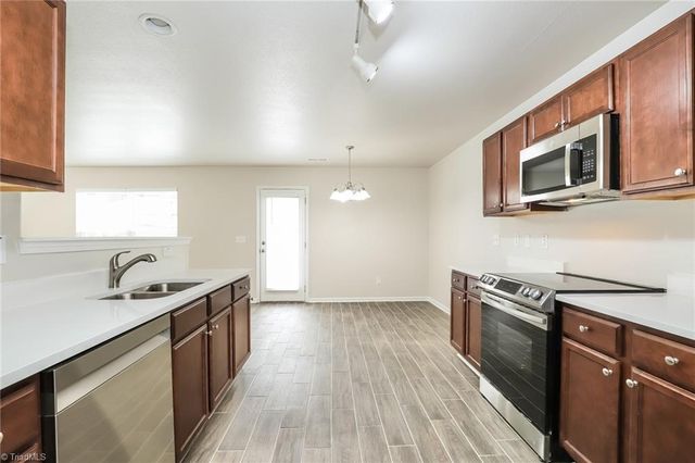 4111 Vershire Avenue, Greensboro, NC 27406