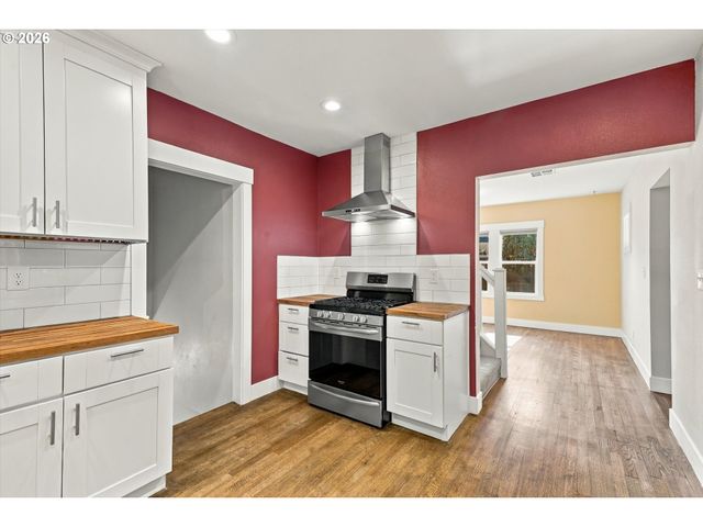 6207 Se 92ND Ave, Portland, OR 97266