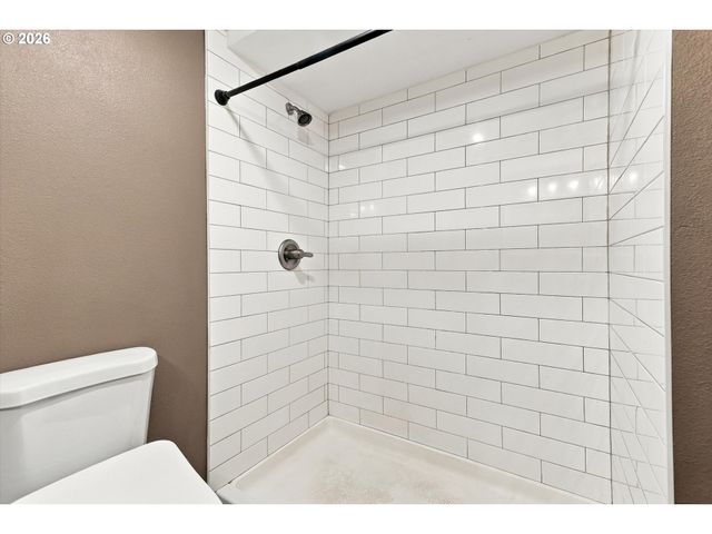 6207 Se 92ND Ave, Portland, OR 97266