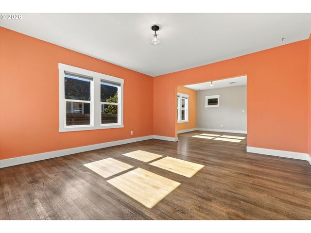 6207 Se 92ND Ave, Portland, OR 97266