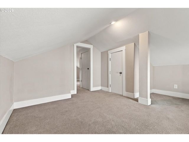 6207 Se 92ND Ave, Portland, OR 97266