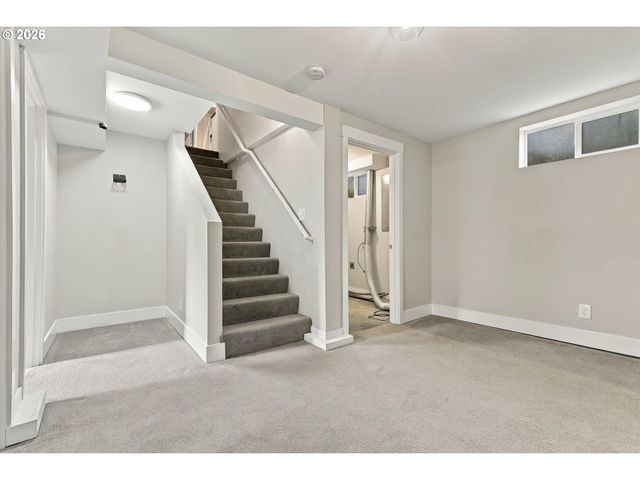 6207 Se 92ND Ave, Portland, OR 97266