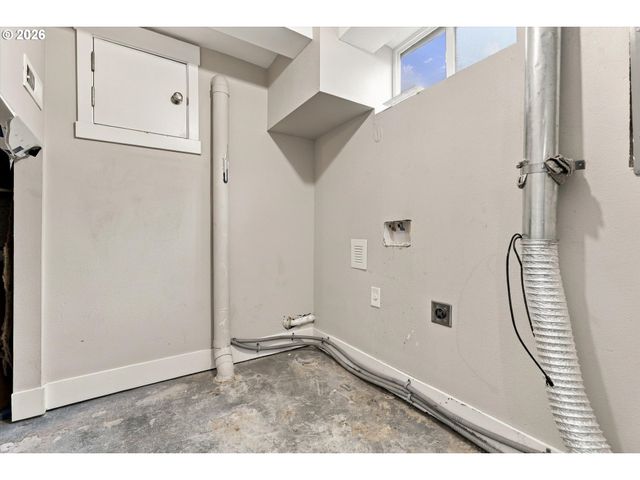 6207 Se 92ND Ave, Portland, OR 97266