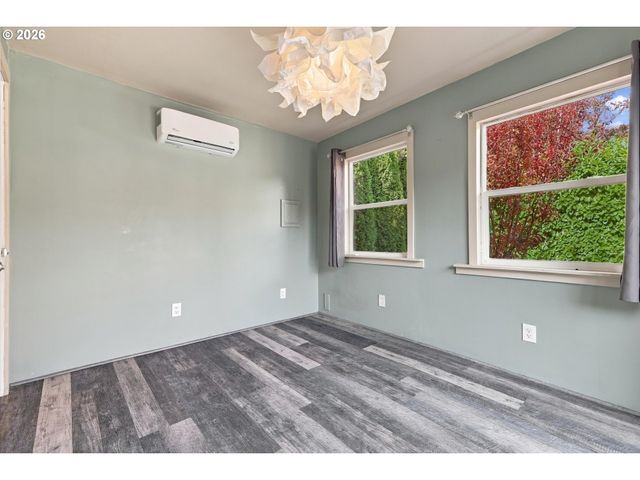 6207 Se 92ND Ave, Portland, OR 97266