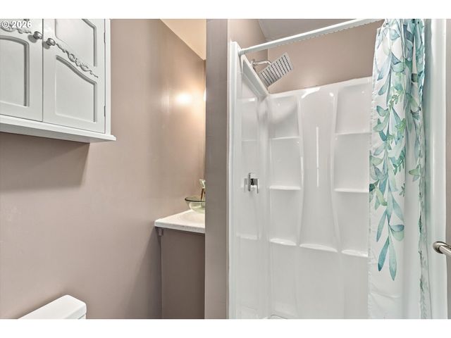 6207 Se 92ND Ave, Portland, OR 97266
