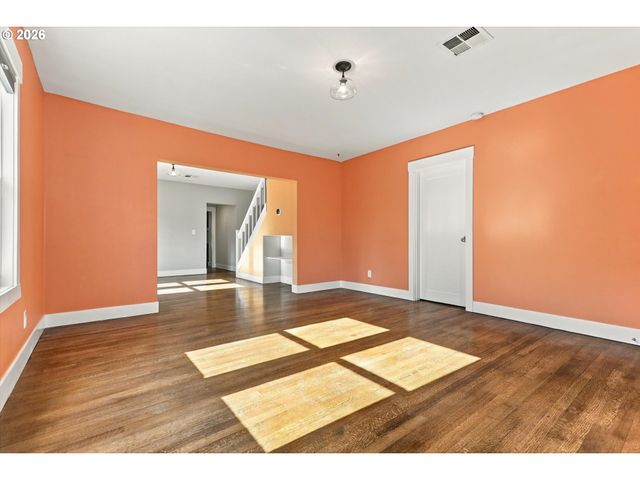 6207 Se 92ND Ave, Portland, OR 97266