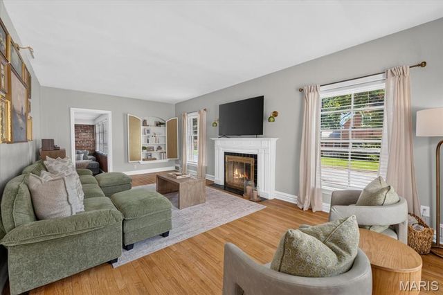 1067 Wilson Avenue, St Louis, MO 63130
