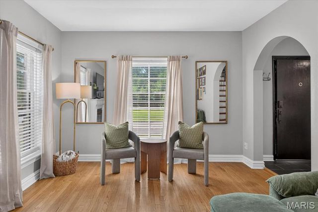 1067 Wilson Avenue, St Louis, MO 63130