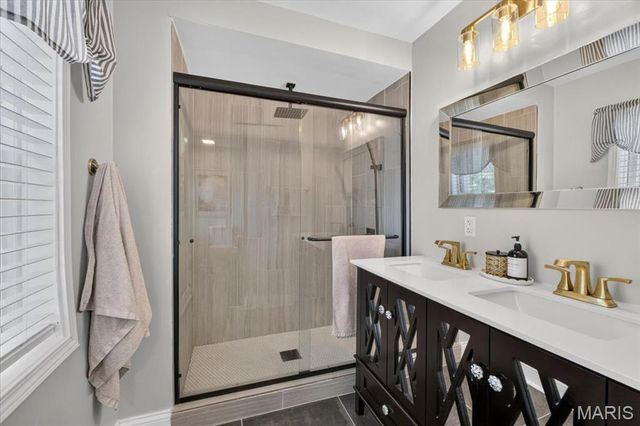 1067 Wilson Avenue, St Louis, MO 63130