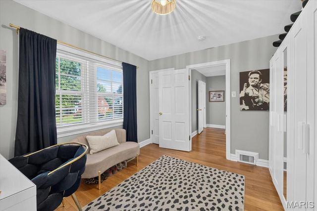 1067 Wilson Avenue, St Louis, MO 63130