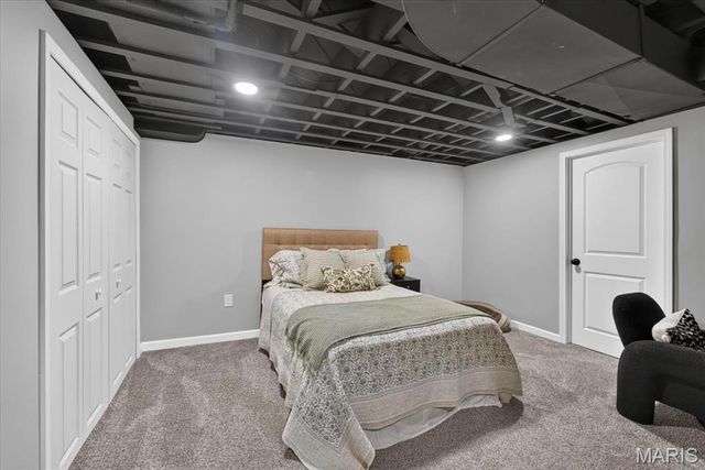 1067 Wilson Avenue, St Louis, MO 63130