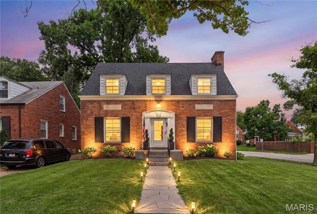 1067 Wilson Avenue, St Louis, MO 63130