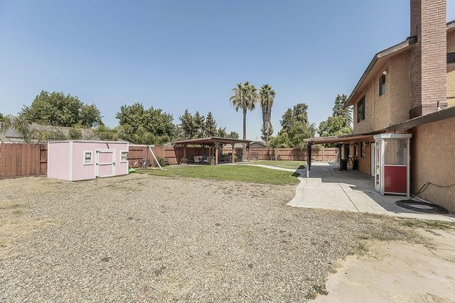 1534 S Sylmar Avenue, Fresno, CA 93727