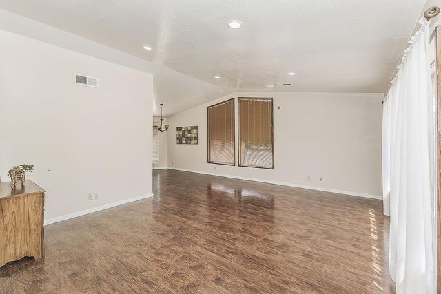 1534 S Sylmar Avenue, Fresno, CA 93727