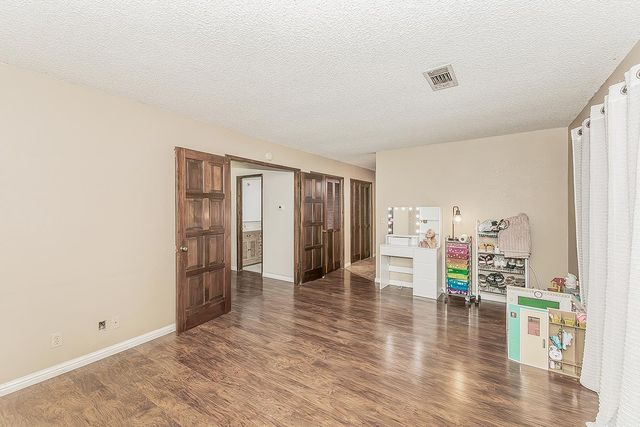 1534 S Sylmar Avenue, Fresno, CA 93727