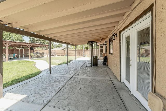 1534 S Sylmar Avenue, Fresno, CA 93727