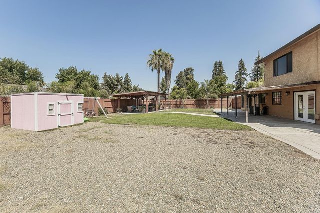 1534 S Sylmar Avenue, Fresno, CA 93727
