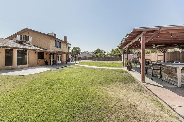 1534 S Sylmar Avenue, Fresno, CA 93727