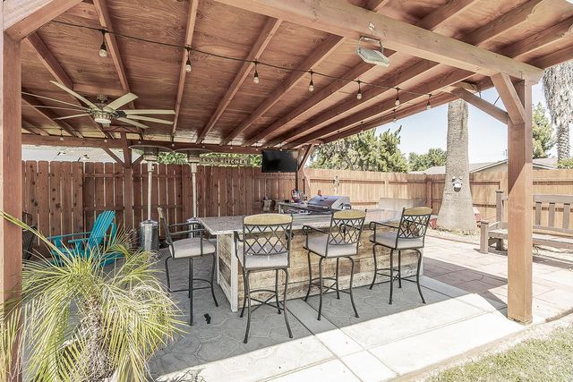1534 S Sylmar Avenue, Fresno, CA 93727