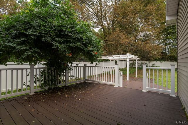 111 Charing Road, Dewitt, NY 13214