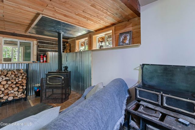 40 Laid Back DR, Sandpoint, ID 83864