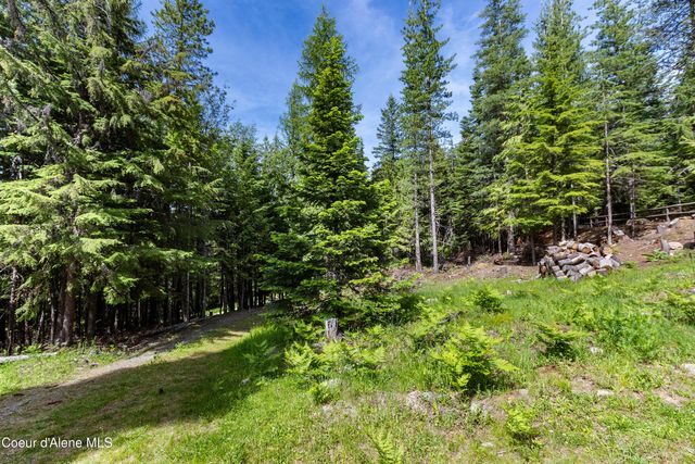 40 Laid Back DR, Sandpoint, ID 83864