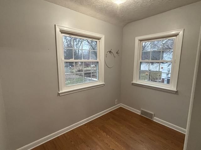 720 Monongalia Avenue SW, Willmar, MN 56201